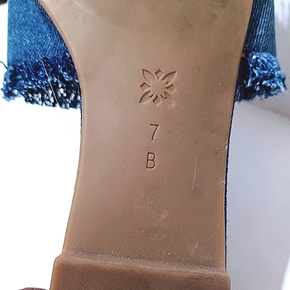 BCBGeneration Gennie Rhinestone Pineapple Frayed Fringe Denim Slip-On Slide Mule - Picture 7 of 11